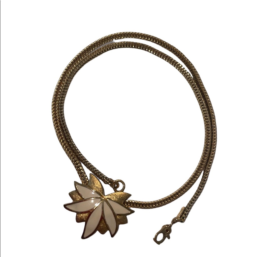 Lotus flower necklace